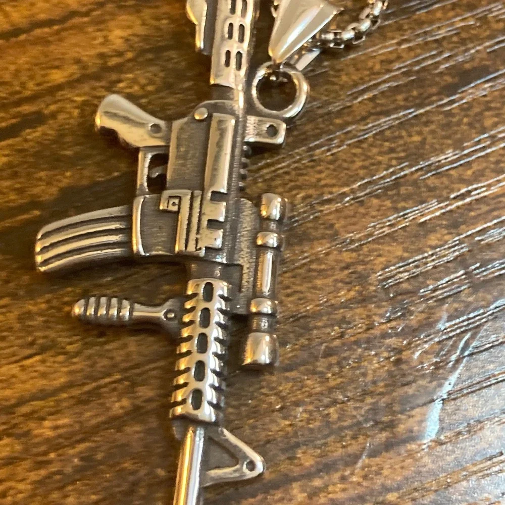 M4 Carbine AR-15 Rifle Pendant Necklace US Military Stainless Steel 23